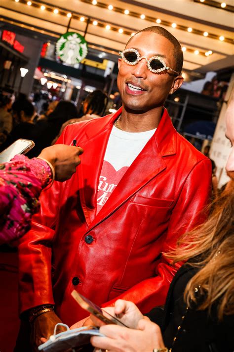 louis vuitton mens designer 2018|louis vuitton pharrell williams news.